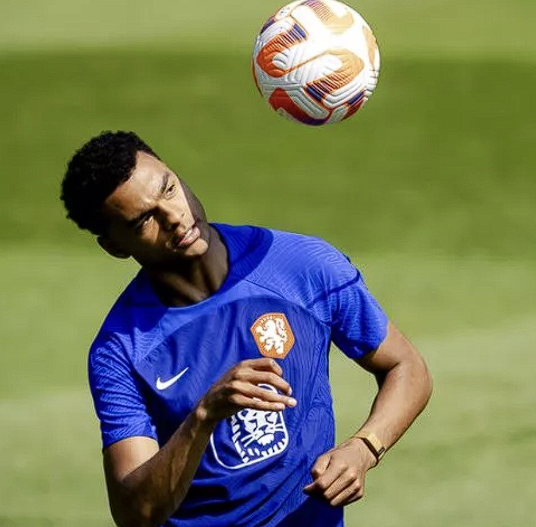 利物浦憾负狼队:加克波表现低迷,数据下滑引关注